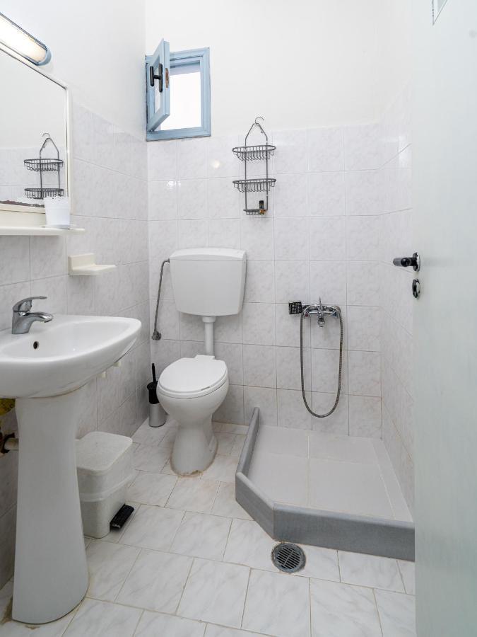 Giant Woman Apartment Tsoutsouros  Bagian luar foto