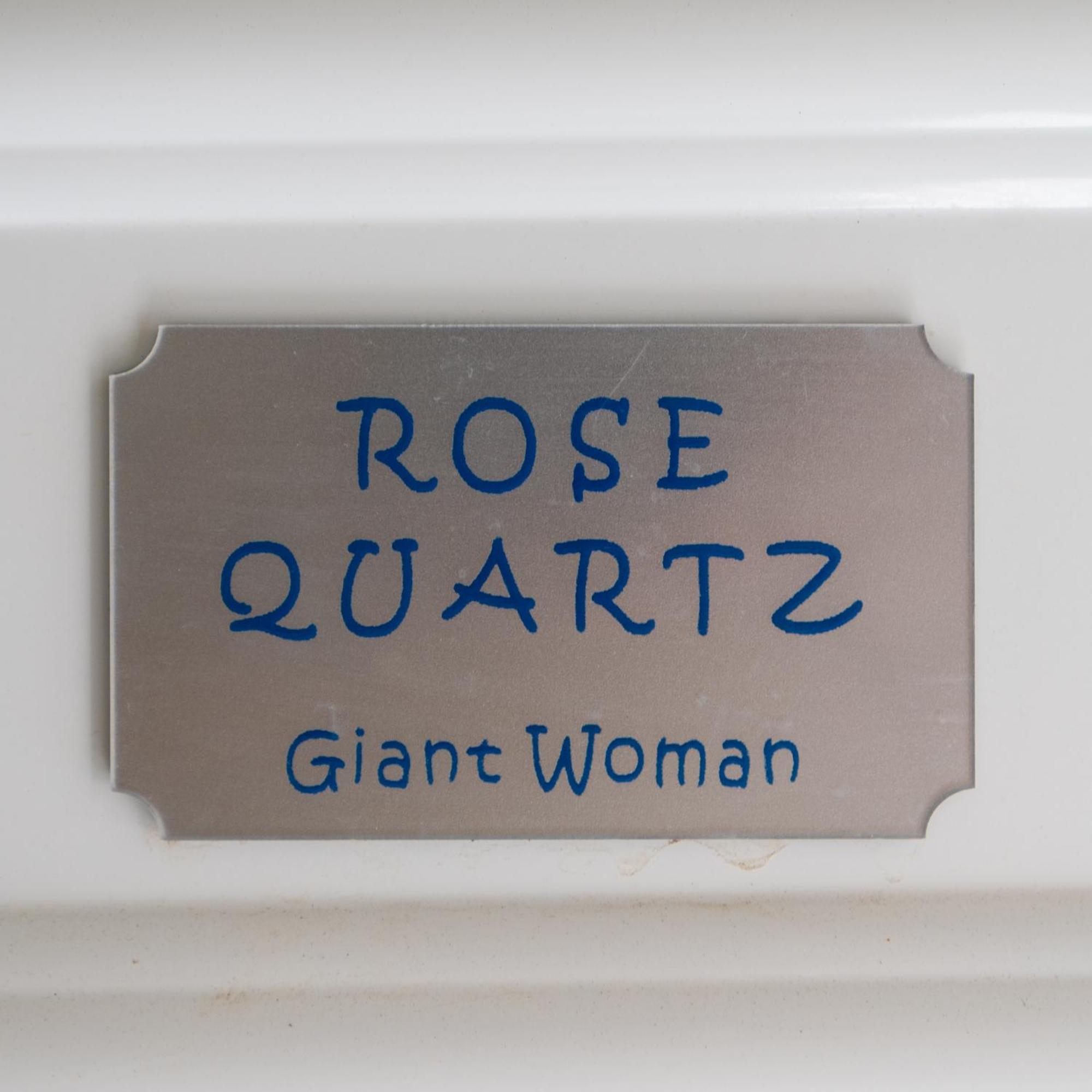 Giant Woman Apartment Tsoutsouros  Bagian luar foto